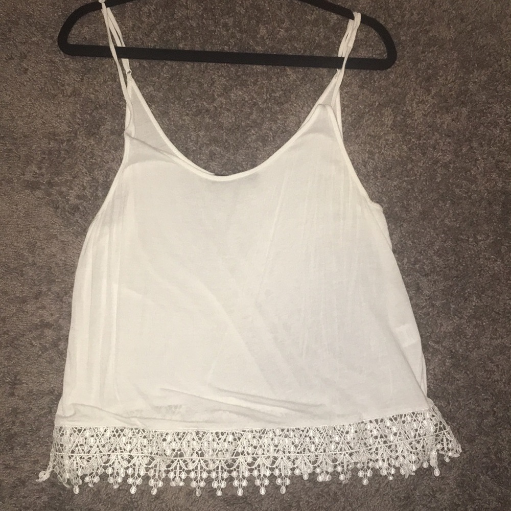 White tank with detailed bottom